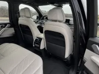 BMW X7 — салон