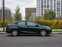 Changan Alsvin — сбоку