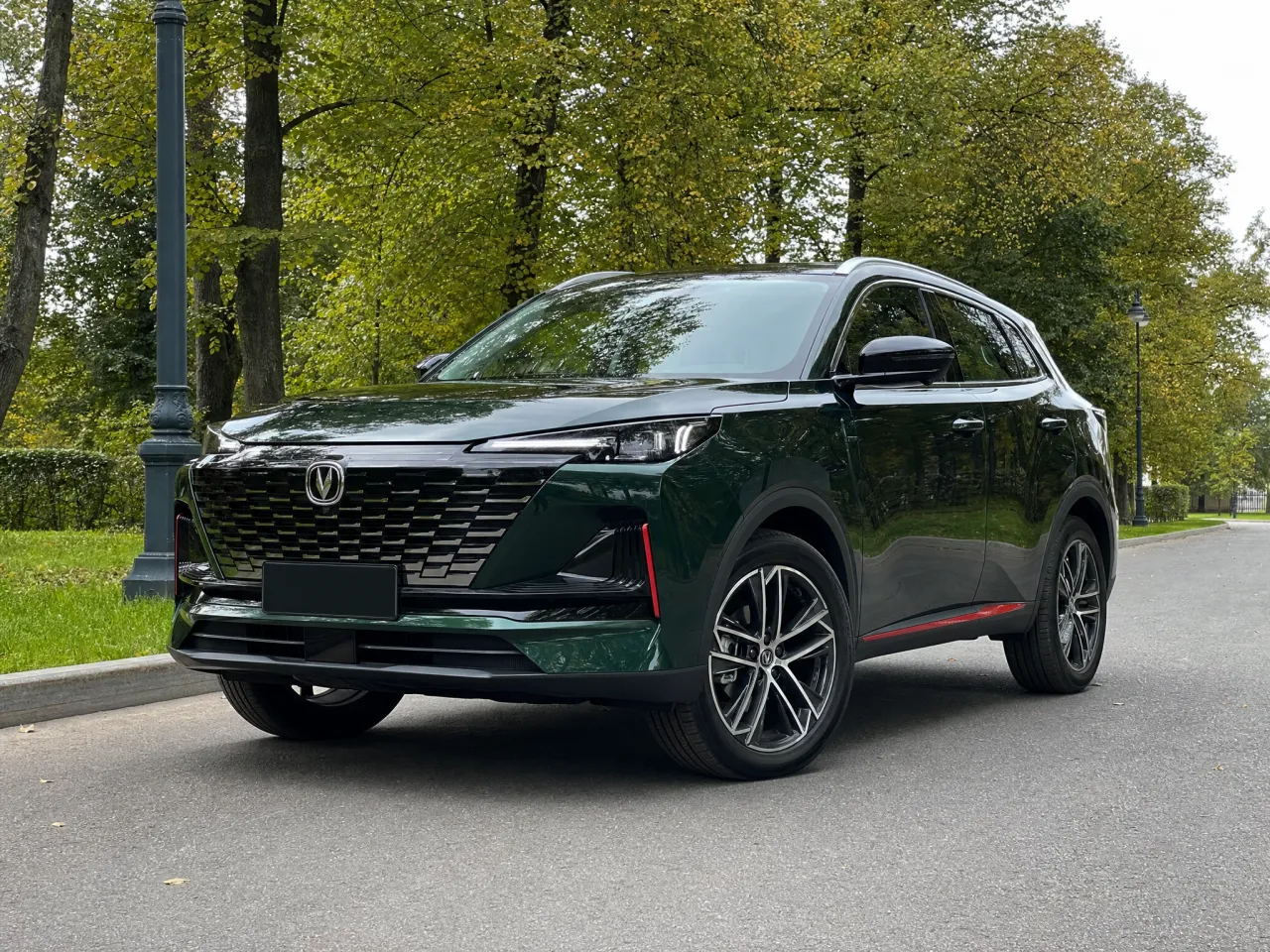 Changan CS55 Plus — спереди