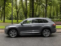 Geely Monjaro — сбоку