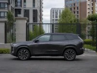Jaecoo J7 — сбоку