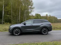 Kia Sportage — сбоку
