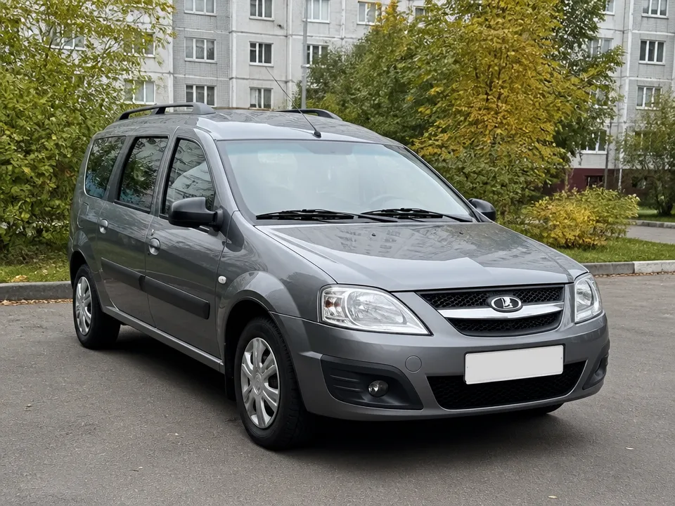 Lada Largus — аренда авто в Москве