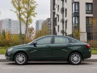 Lada Vesta — сбоку