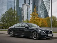 Mercedes-Benz C-Class — спереди