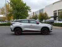 Omoda C5 — сбоку