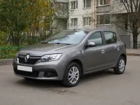 Renault Sandero — спереди