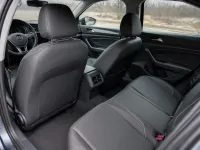 Volkswagen Jetta — салон